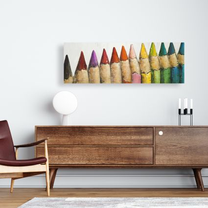 Crayons de couleur debout
