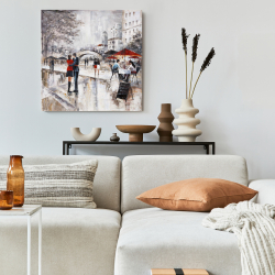 Toile 24 x 24 - Jeune couple s'enlaçant dans la rue