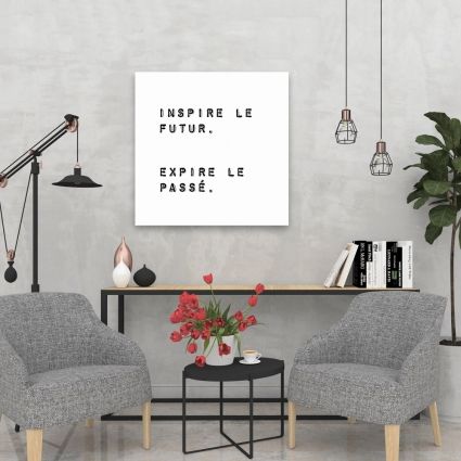 Inspire le futur. expire le passé.