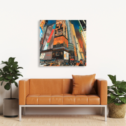 Canvas 36 x 36 - Illuminated new york city street
