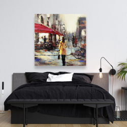 Toile 48 x 48 - Femme marchant dans paris