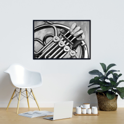 Encadré 24 x 36 - Musicien avec cor français monochrome
