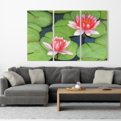 Canvas 40 x 60 - Lotus flowers in a swamp