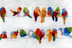 Beaucoup d'oiseaux colorés sur un fil