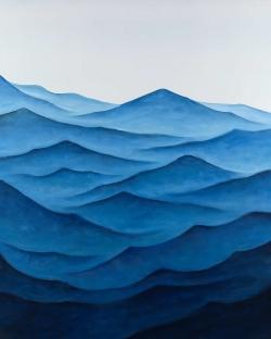 Dark calm ocean waves