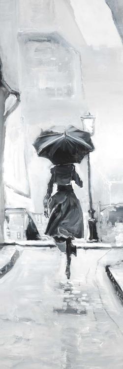 Femme courant sous la pluie