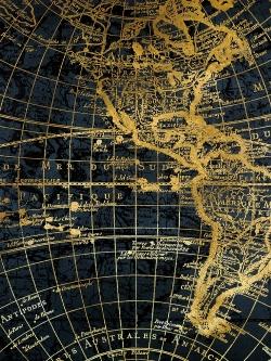 Globe terreste bleu et doré