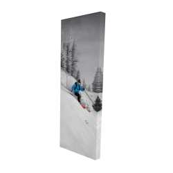 Homme skiant dans la montagne 