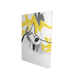 Femme au trait jaune