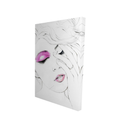Portrait de femme avec maquillage rose