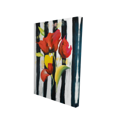 Fleurs rouges sur rayures