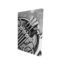 Musicien avec cor français monochrome