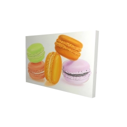 Small bites of macaroons