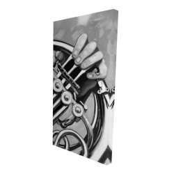 Musicien avec cor français monochrome