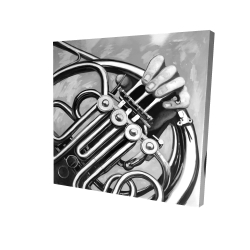 Musicien avec cor français monochrome