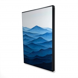 Dark calm ocean waves