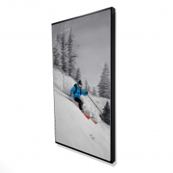 Homme skiant dans la montagne 