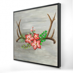 Bois de cerfs et fleurs roses