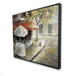 Rue déserte et ensoleillée