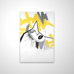 Femme au trait jaune