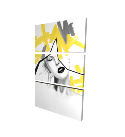 Femme au trait jaune