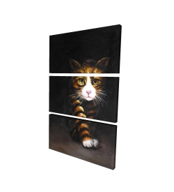 Discreet cat